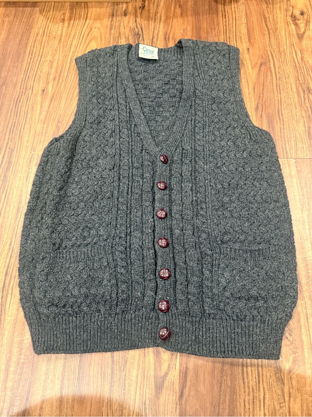 Carraig Donn Sweater Vest Men's L Gray 100% Wool Cable Knit Fisherman Ireland